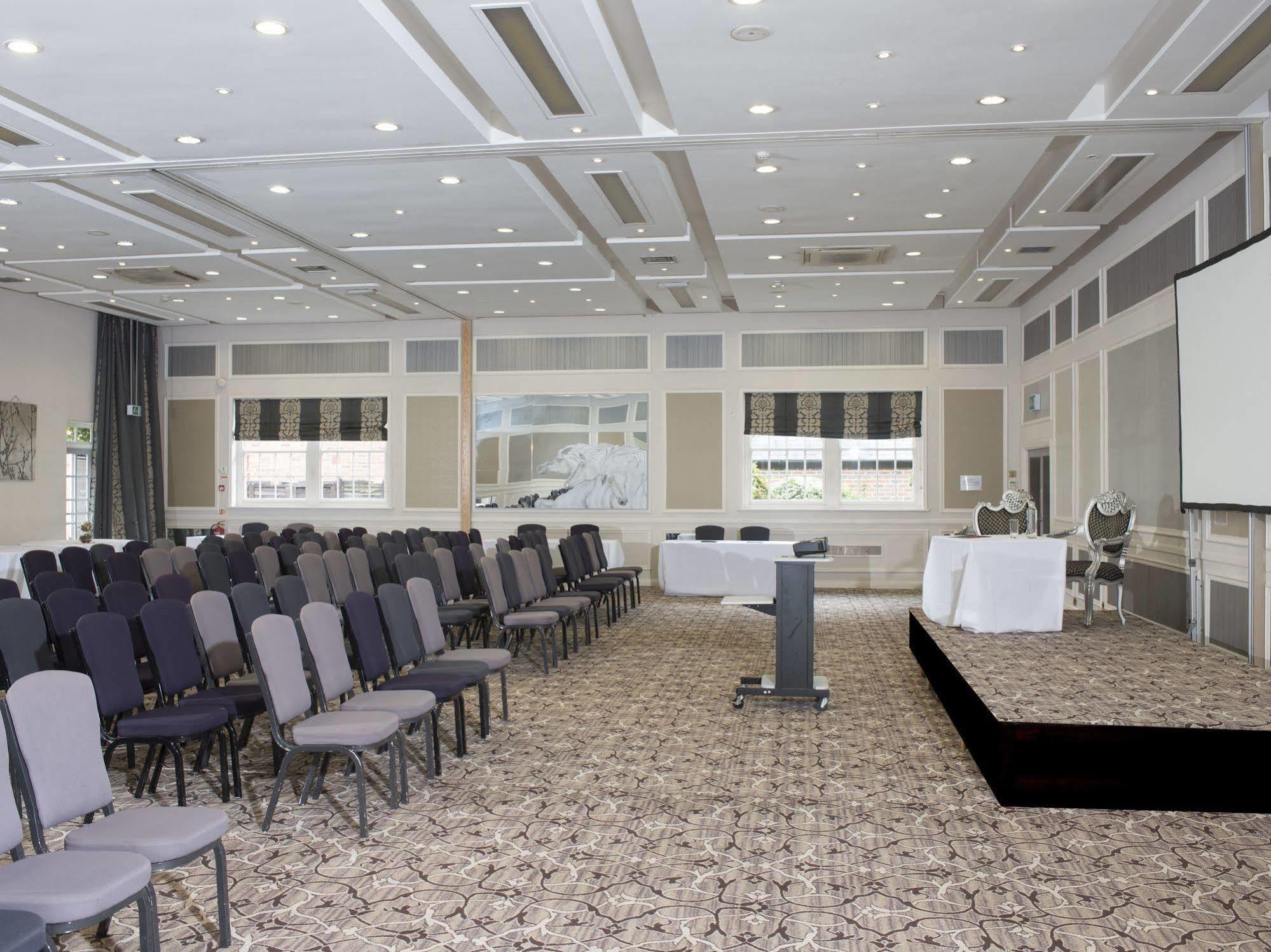 The Spread Eagle Hotel Thame Ngoại thất bức ảnh