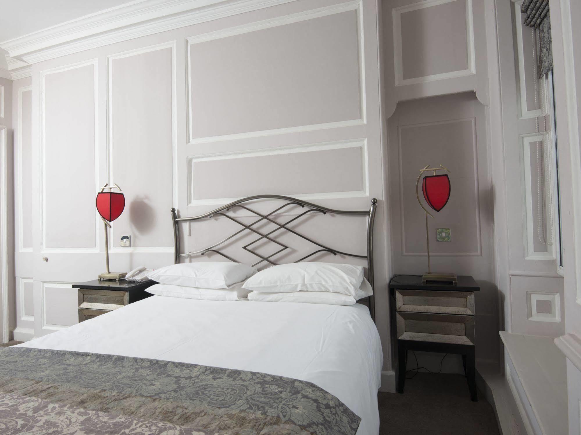 The Spread Eagle Hotel Thame Ngoại thất bức ảnh