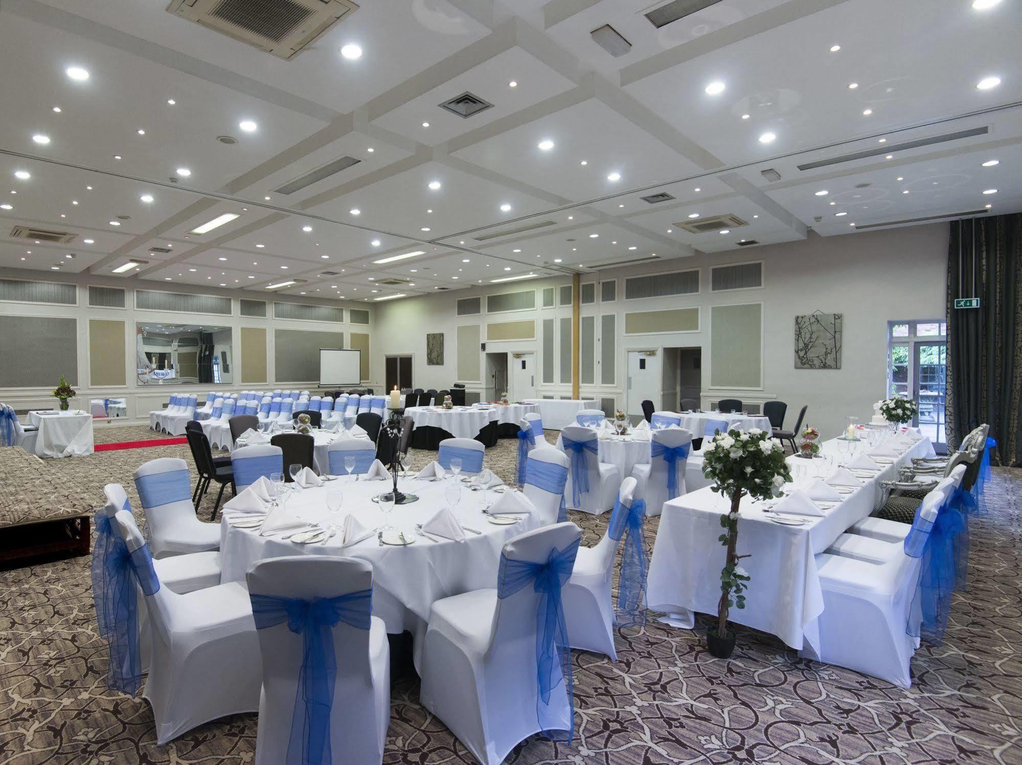 The Spread Eagle Hotel Thame Ngoại thất bức ảnh