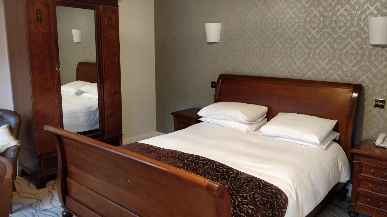 The Spread Eagle Hotel Thame Ngoại thất bức ảnh